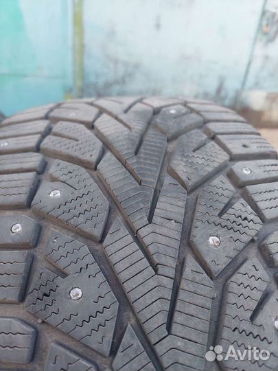 Gislaved NordFrost 100 245/40 R18 97T