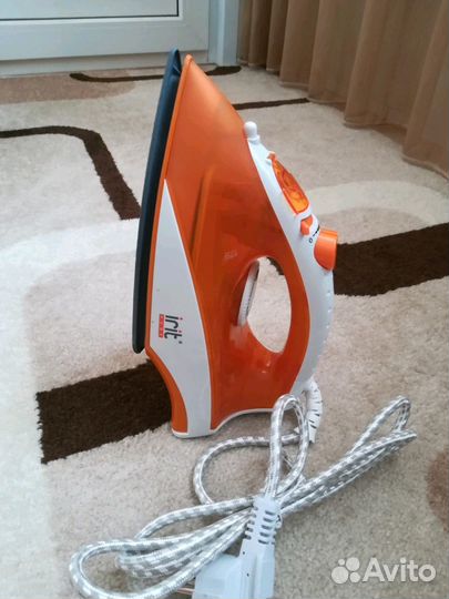 Утюг новый небольшой