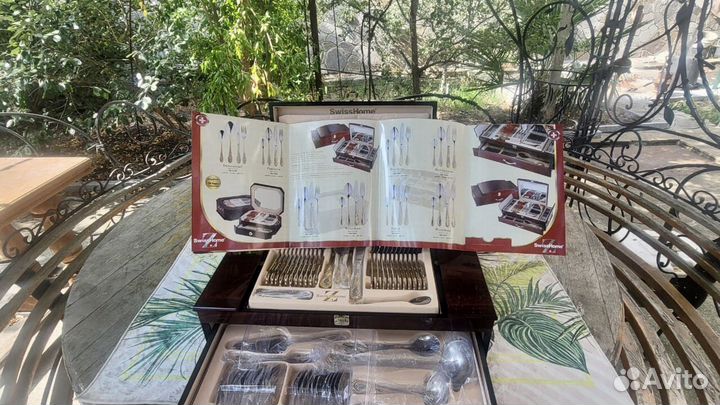 Ототчный набор столовых приборов 72 предмета