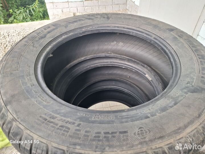 Michelin Latitude Tour HP 225/65 R17