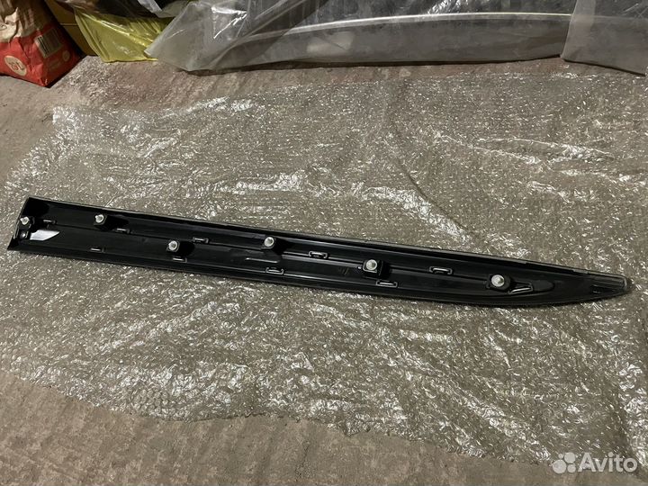 Молдинги mitsubishi outlander