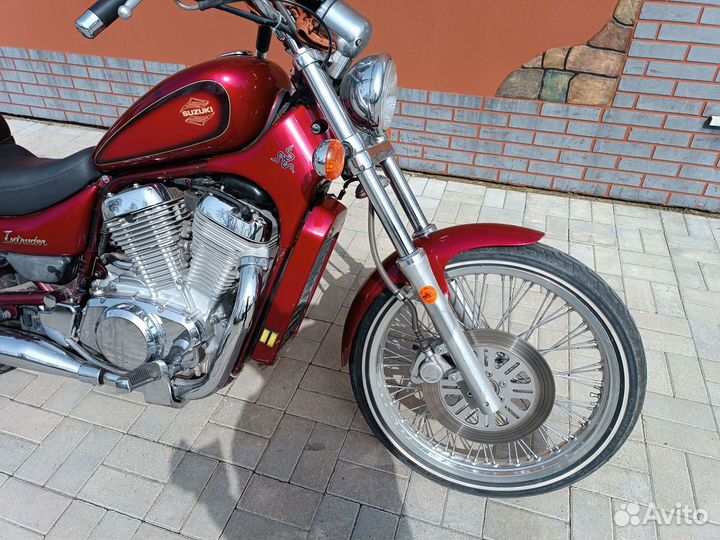 Мотоцикл Suzuki Intruder vs400