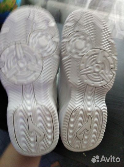 Кроссовки р.30