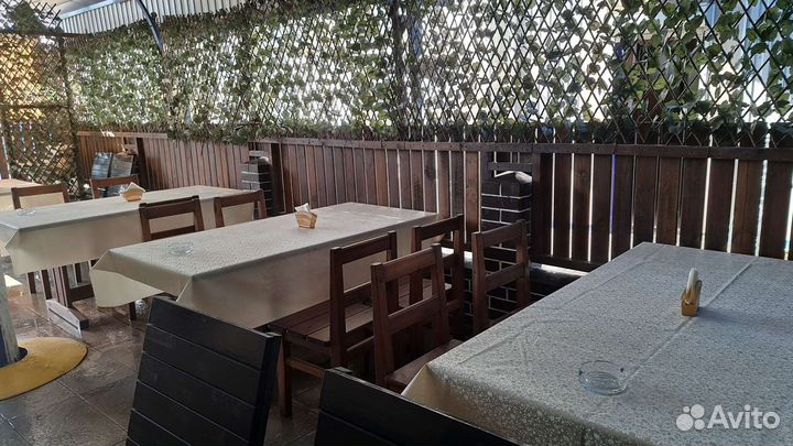 Бармен официант