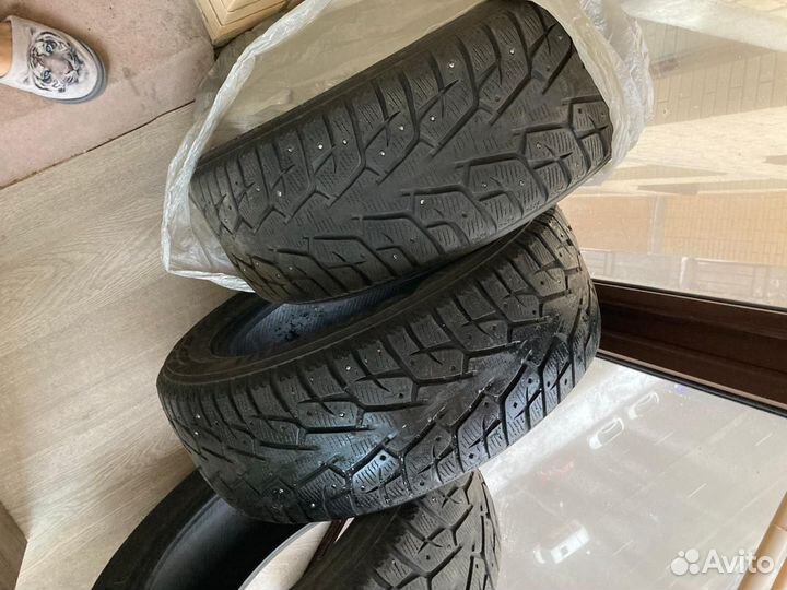 Yokohama Ice Guard IG55 235/55 R17