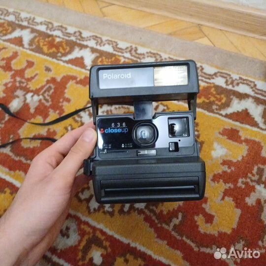 Плёночный фотоаппарат Polaroid 636