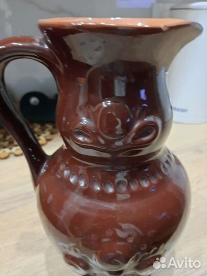 Глиняный кувшин