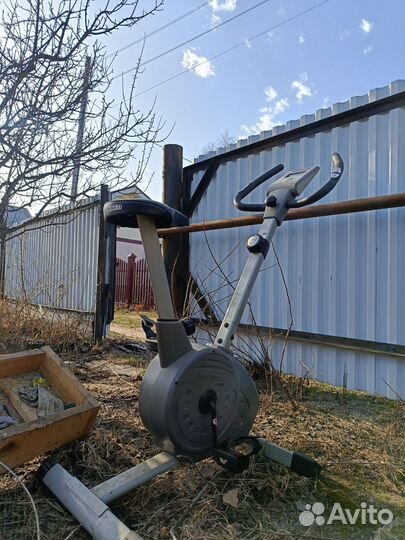 Велотренажер torneo