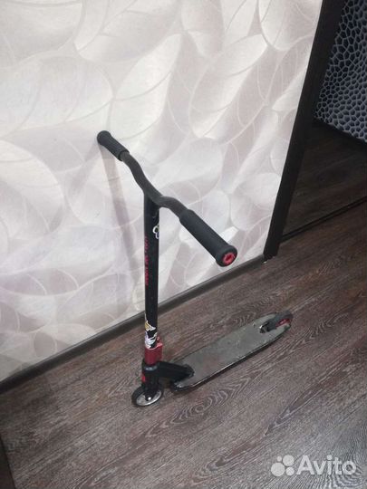 Трюковой самокат