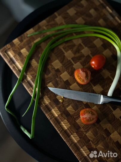 Торцевая разделочная доска из твёрдых пород дерева