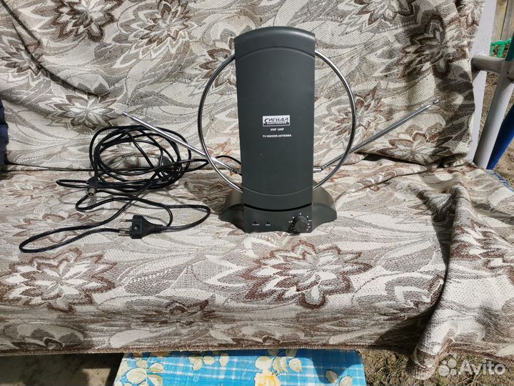 Антенна для тв комнатная с усилением сигнала