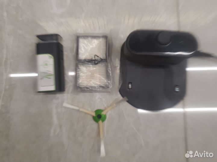 Робот пылесос irobot roomba i7