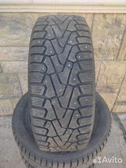 Pirelli Ice Zero 205/55 R16