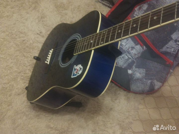 Акустическая гитара martinez