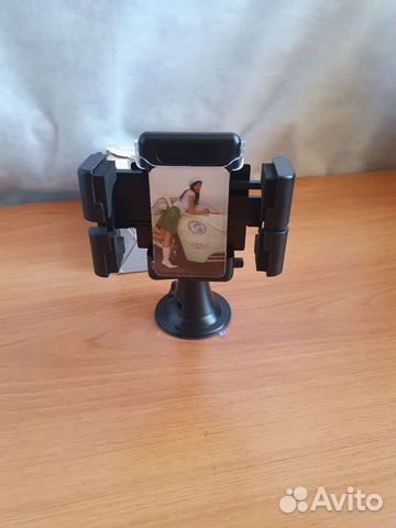 Универсальный держатель для телефона Windshield