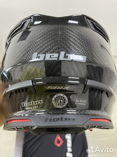 Кроссовый шлем из 100 карбона