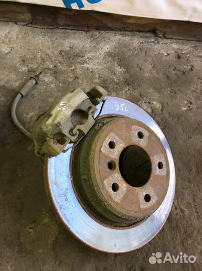 Суппорт задний правый с диском BMW-бмв 5-серия E3