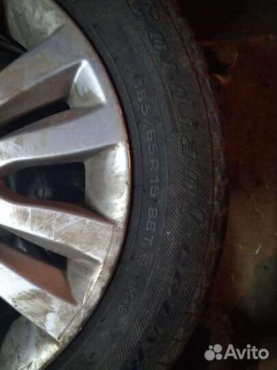 Литые диски r15 Логан оригинал с резиной