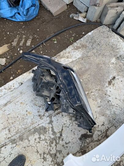 Левая фара Лексус lx450d lx570