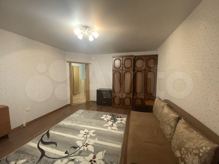 1-к. квартира, 40 м², 8/10 эт.