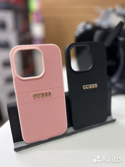 Чехол Guess на iPhone