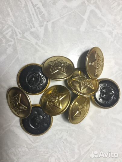 Нитки хб на деревянных катушках,пуговицы военные