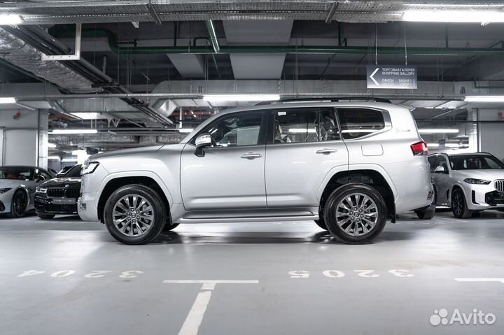 Toyota Land Cruiser 3.3 AT, 2023, 2 км