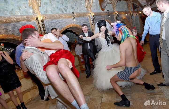 Тамада, ведущая