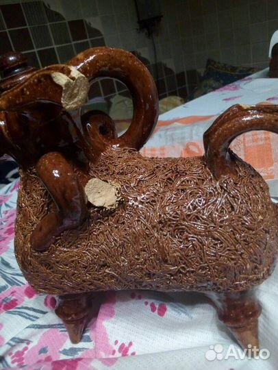 Штоф для спиртного, статуэтки, оригинальности