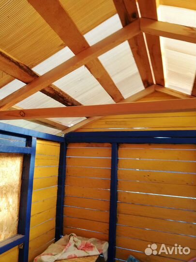 Детский игровой домик из дерева