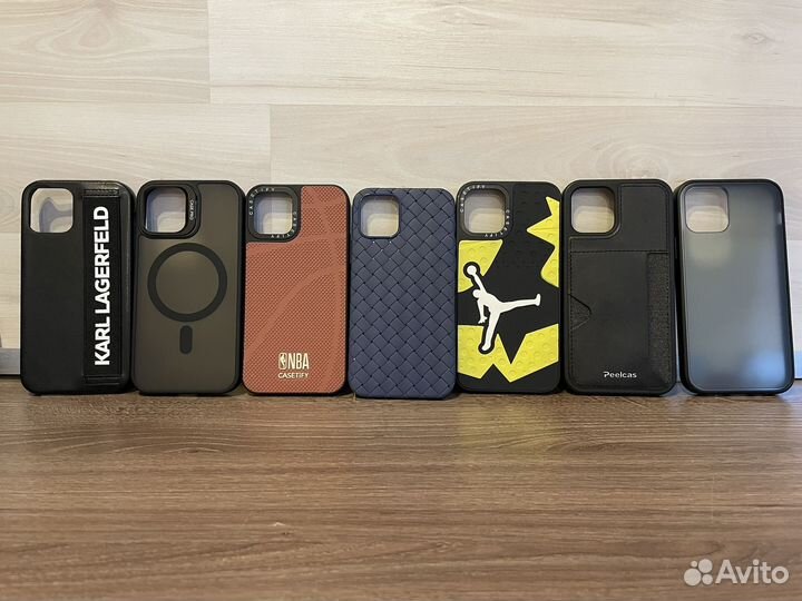 Чехол на iPhone 12