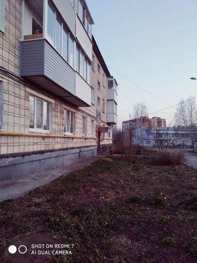 2-к. квартира, 41 м², 1/3 эт.