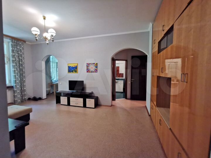 3-к. квартира, 75 м², 2/5 эт.