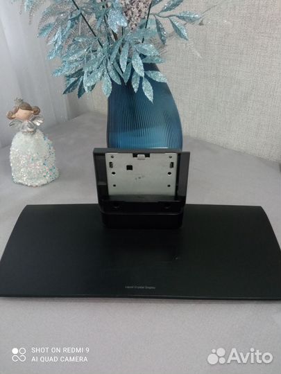 Подставка от LG 32LC2R
