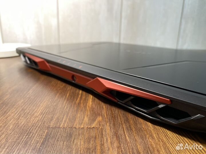 Игровой ноутбук Aser Nitro5 как новый