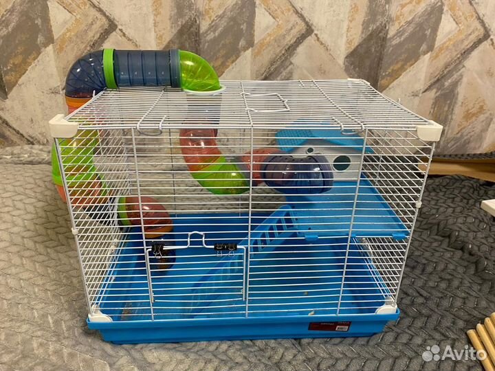 Клетка для хомяка с лабиринтом