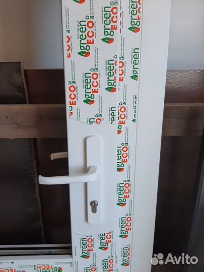 Дверь металопластиковая