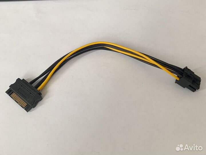 Переходник с SATA на 6-pin