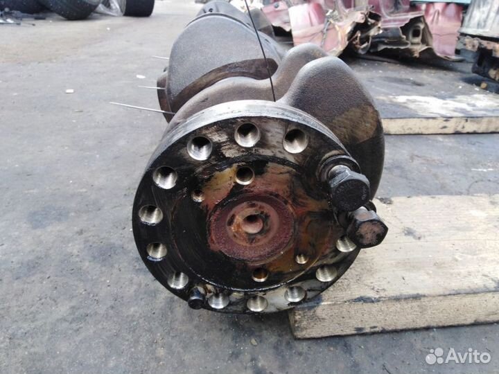 Коленвал Вольво FH12