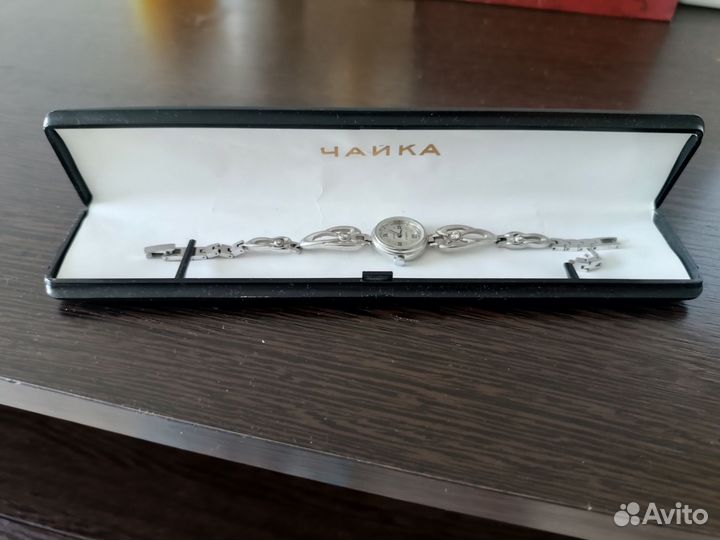 Часы женские Чайка