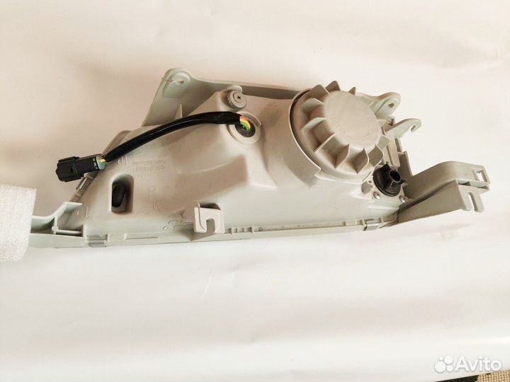 Фара передняя правая Nexia -08