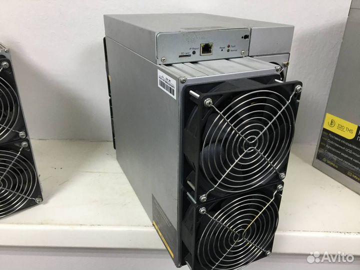 Asic Miner Bitmain Antminer S19+ 99TH