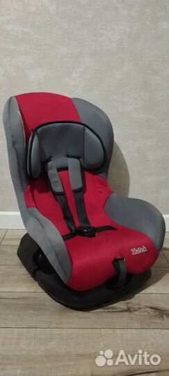 Детское автокресло с наклоном