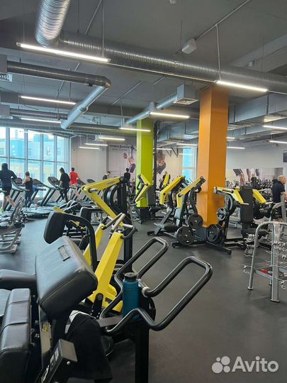 Инструктор тренажерного зала