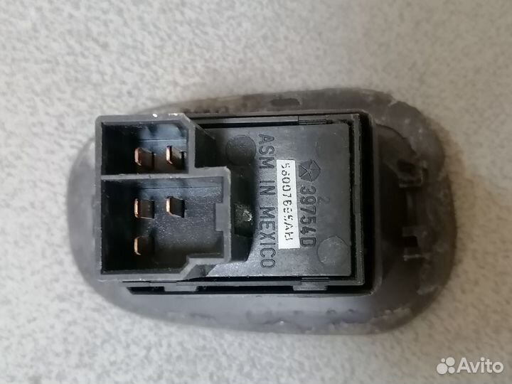 Кнопка стеклоподъемника Chrysler Concord 1998-2004