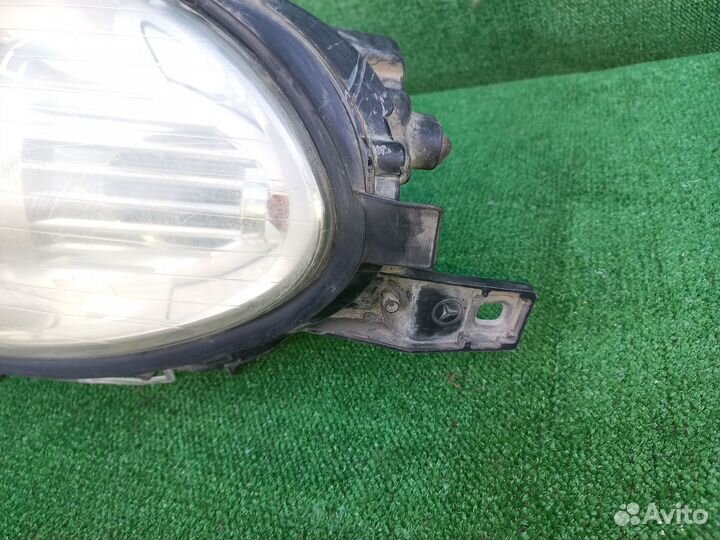 Фара левая Mercedes-Benz R-Class W251