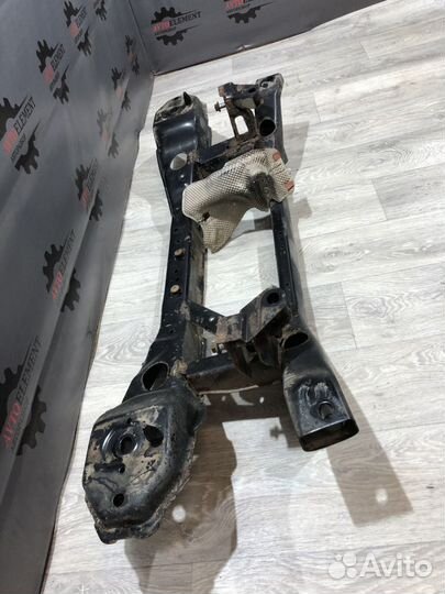 Подрамник задний Ford Focus 3