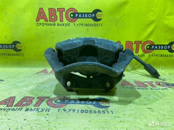 Суппорт передний правый Volkswagen Passat B5 ADR