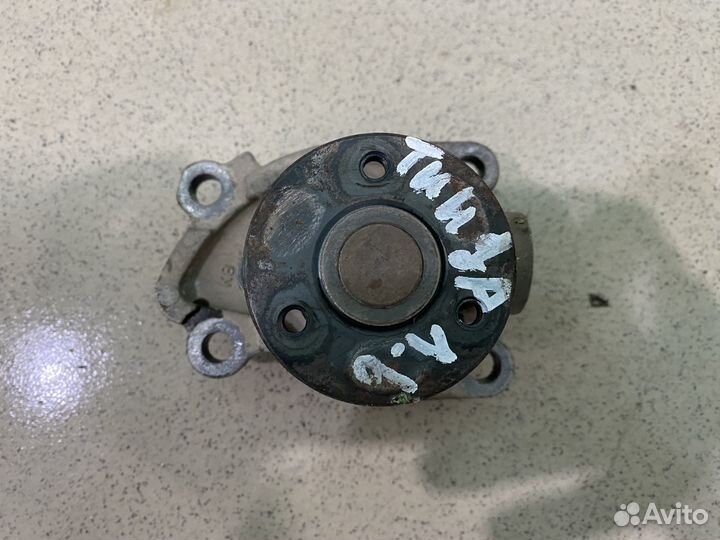 Помпа Nissan tiida C11