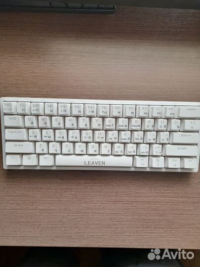 Продаю механическую клавиатуру Leaven K620